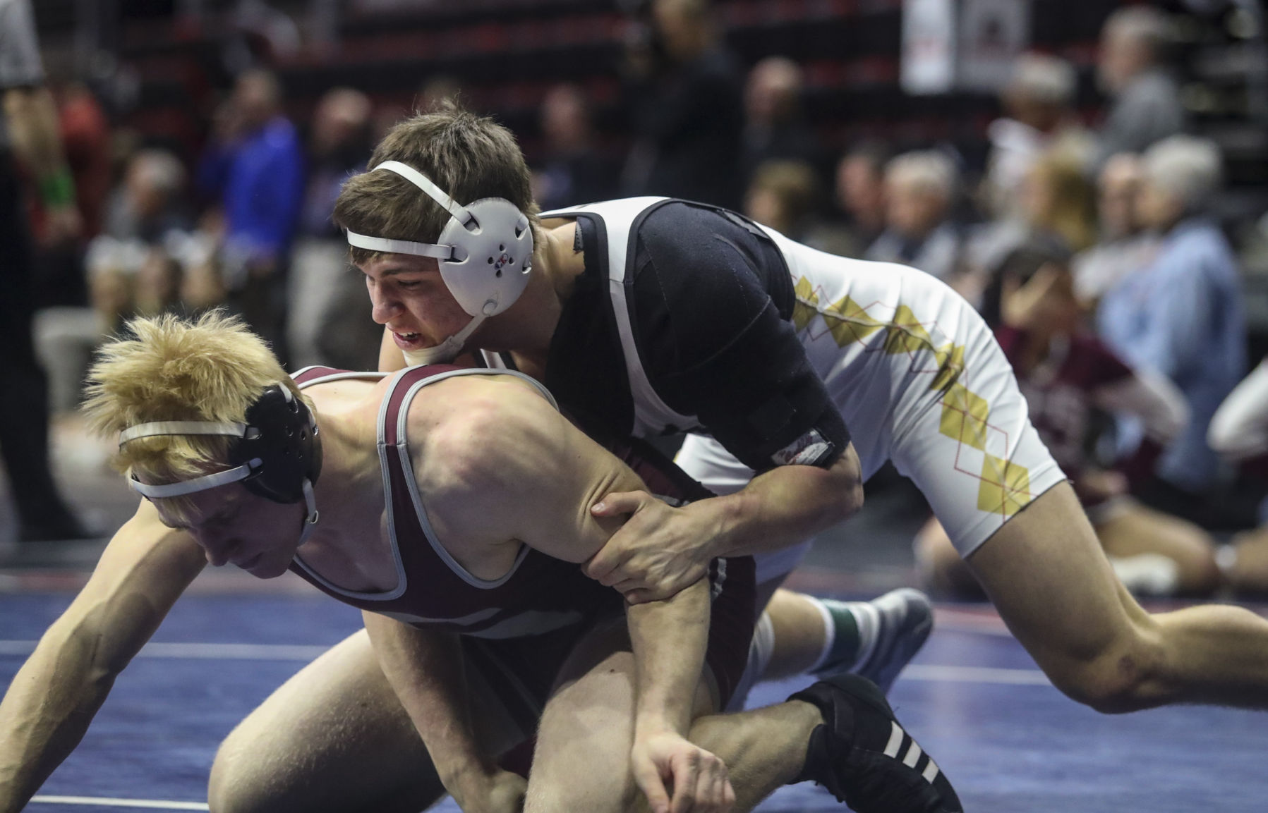 021618-STATE-WRESTLING-2A-QUARTERS-019